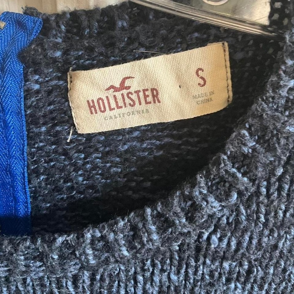 Hollister Blue and Black Zip Sweater -‎ Size Small - Picture 2 of 8
